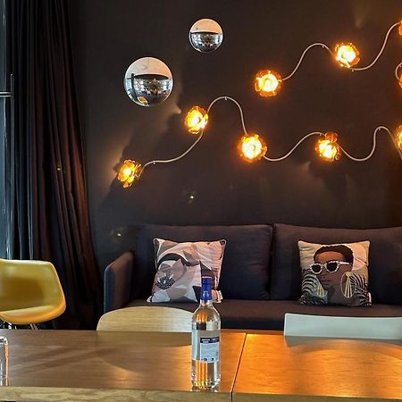L'Echappee Belle Hotell LʼIsle-Jourdain Eksteriør bilde